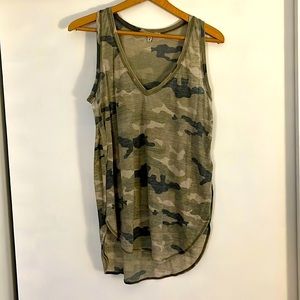 Express Camo Flowy Tank